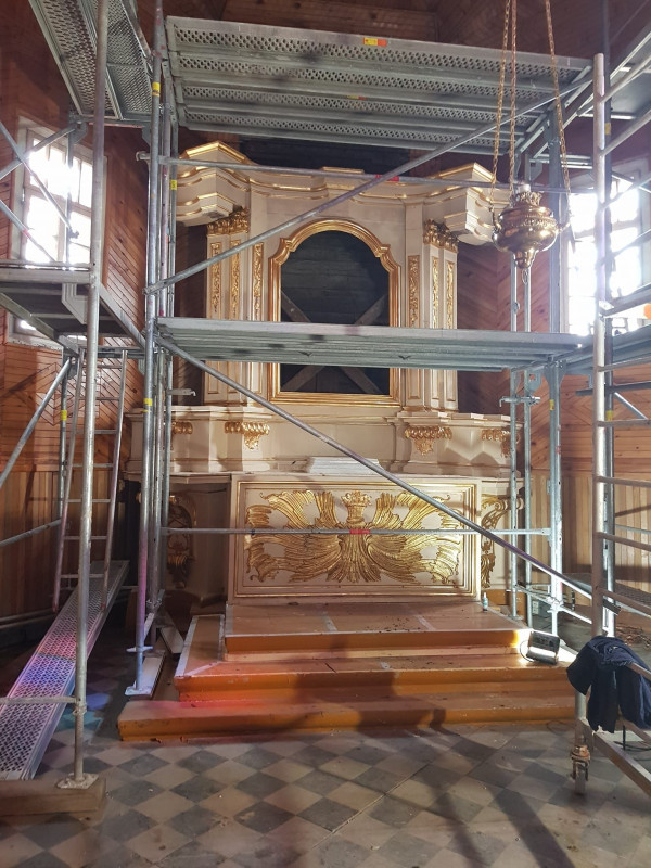 ROZPOCZĘCIE PRAC REMONTOWYCH PRZY KOŚCIELE